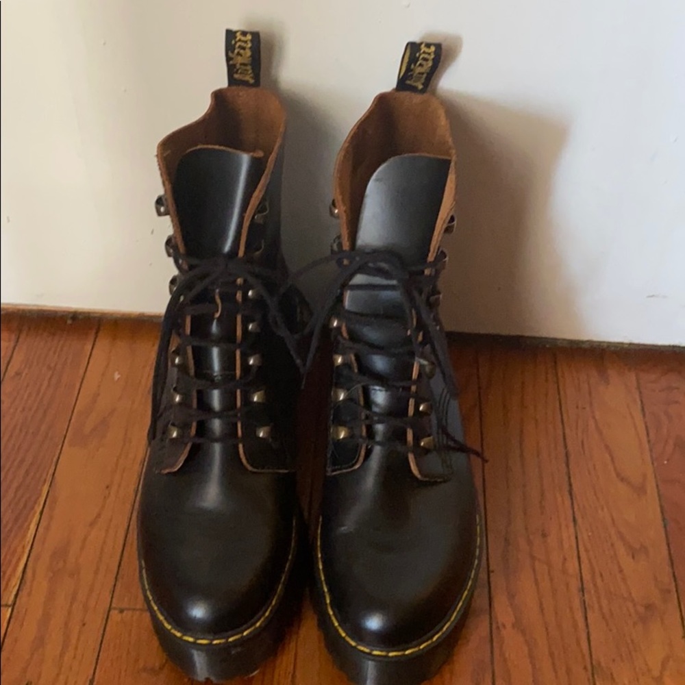 BRAND NEW Leona Heel Doc Martens